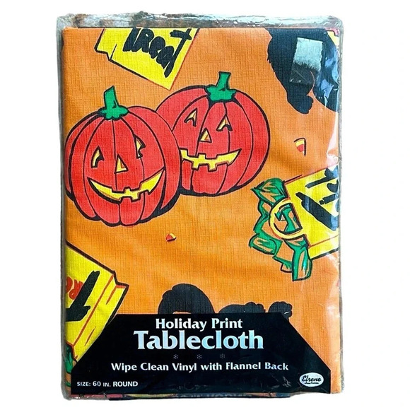 Vintage Halloween Vinyl Flannel Back Round Table Cloth New in Package Spooky Fun - Picture 2 of 6